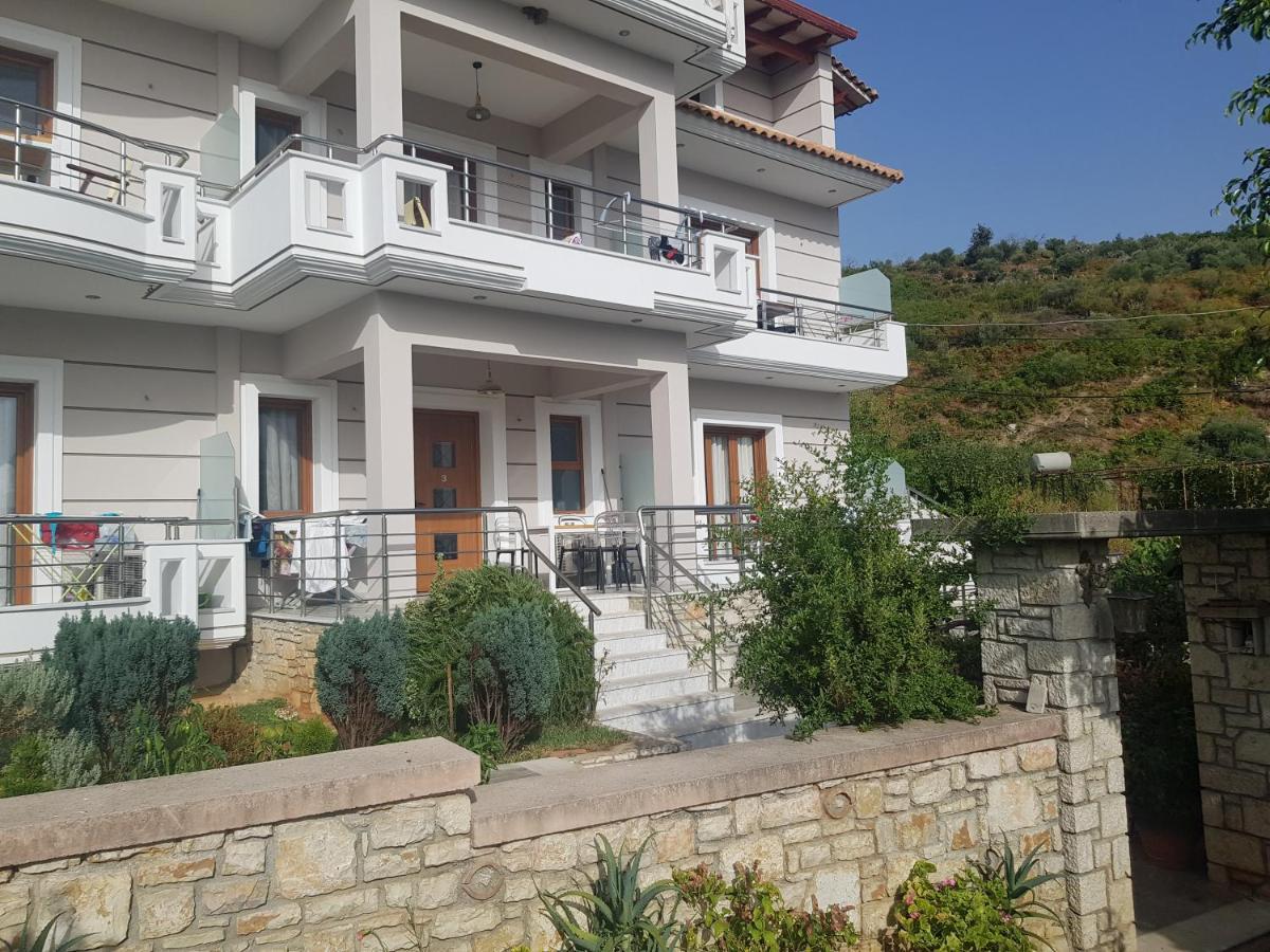 Spyridoula'S Guest House Himare Exteriör bild